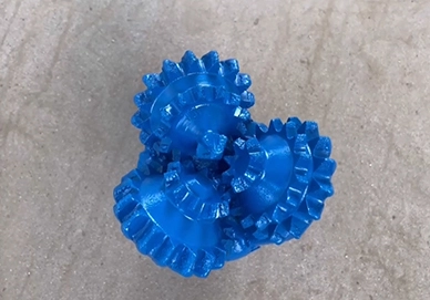 Стальной Зуб Бит