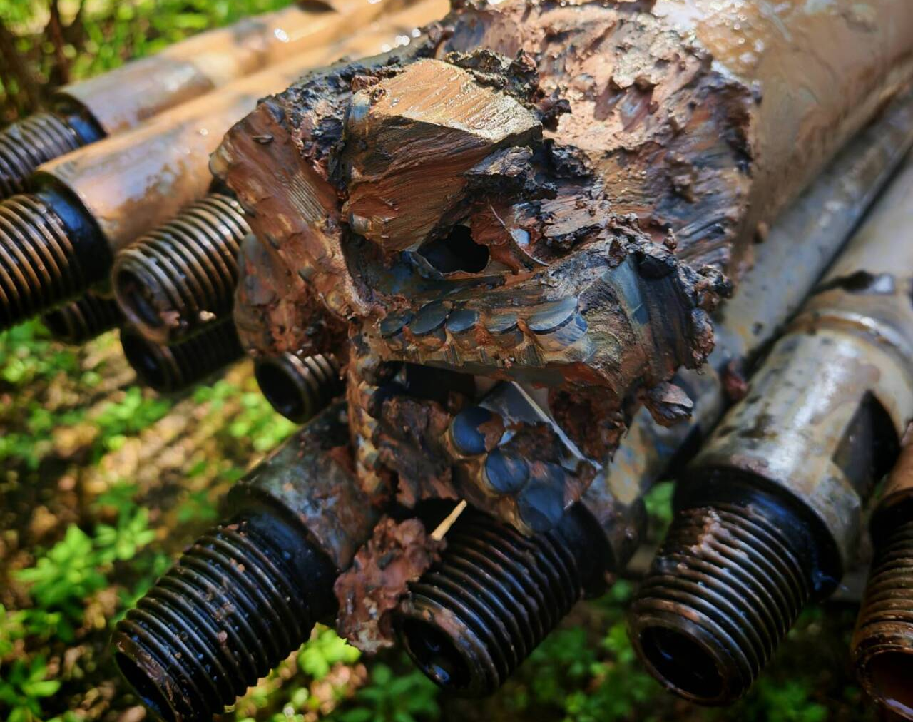 Пригородные инструменты на Mining World Russia 2025: поиск инноваций в буровых решениях